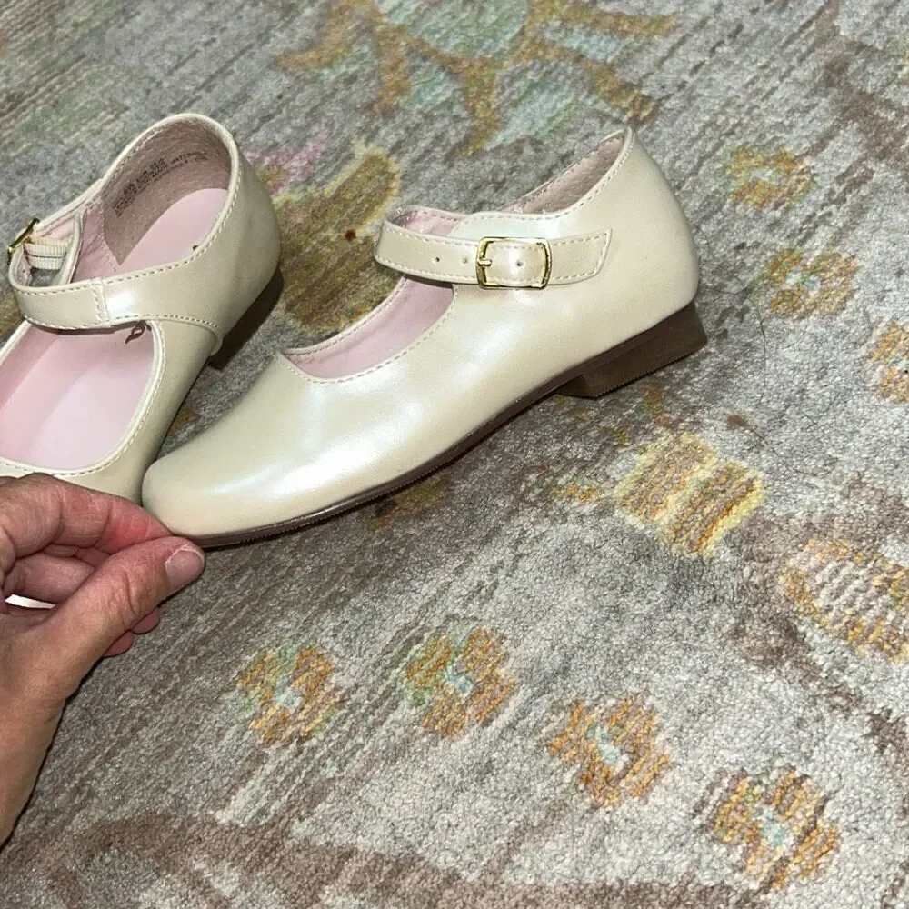 Nina pearl white Mary Jane sz 9w